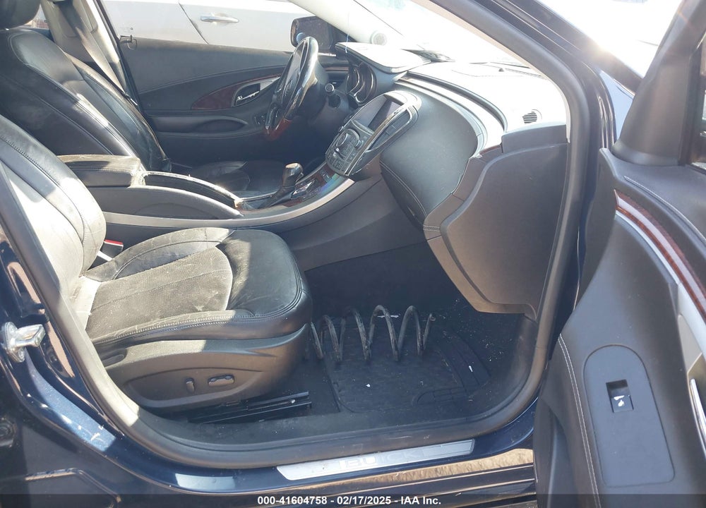 2010 BUICK LACROSSE VIN: 1G4GE5GV3AF189476