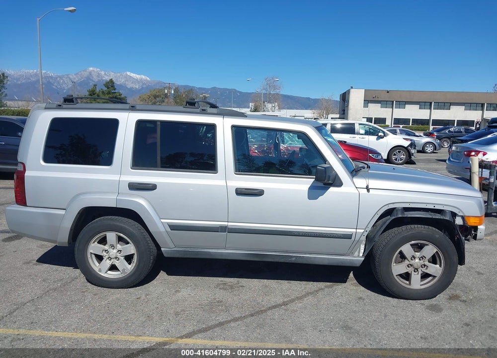 2006 JEEP COMMANDER VIN: 1J8HH48NX6C330781