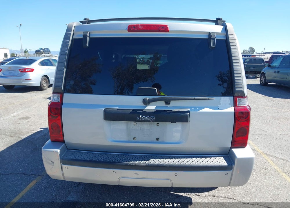 2006 JEEP COMMANDER VIN: 1J8HH48NX6C330781