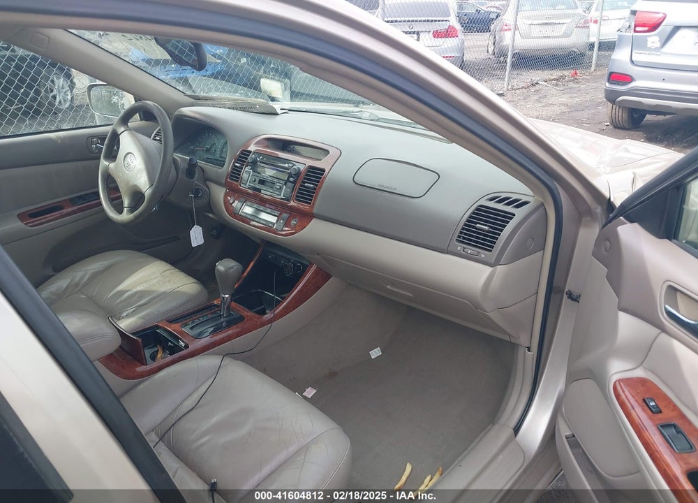2002 TOYOTA CAMRY XLE V6 VIN: 4T1BF30K72U525994