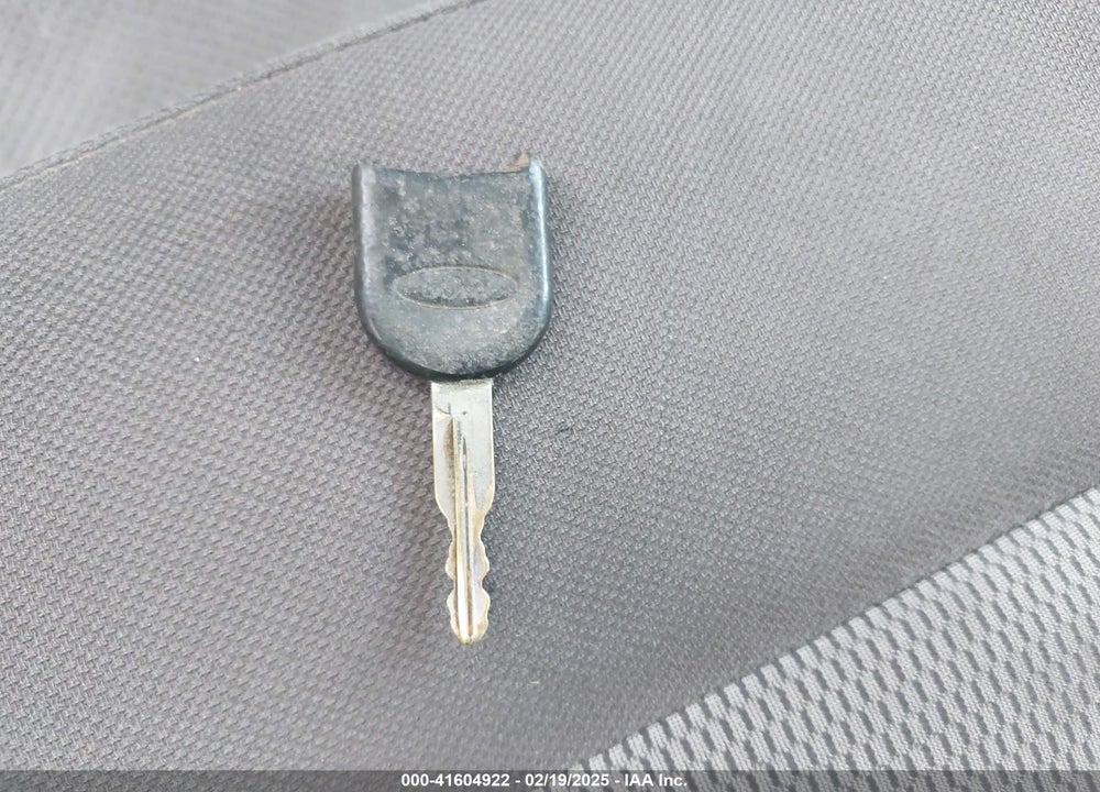 2005 FORD F-150 VIN: 1FTPW12595KF11195