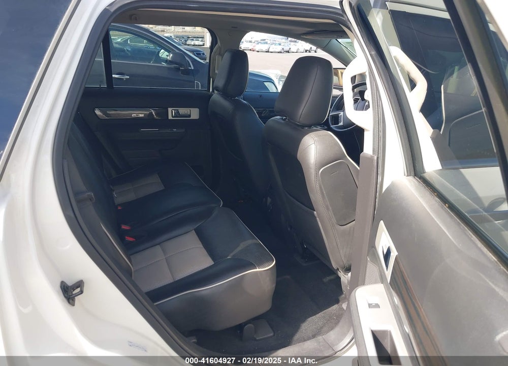 2008 LINCOLN MKX VIN: 2LMDU68C68BJ32276