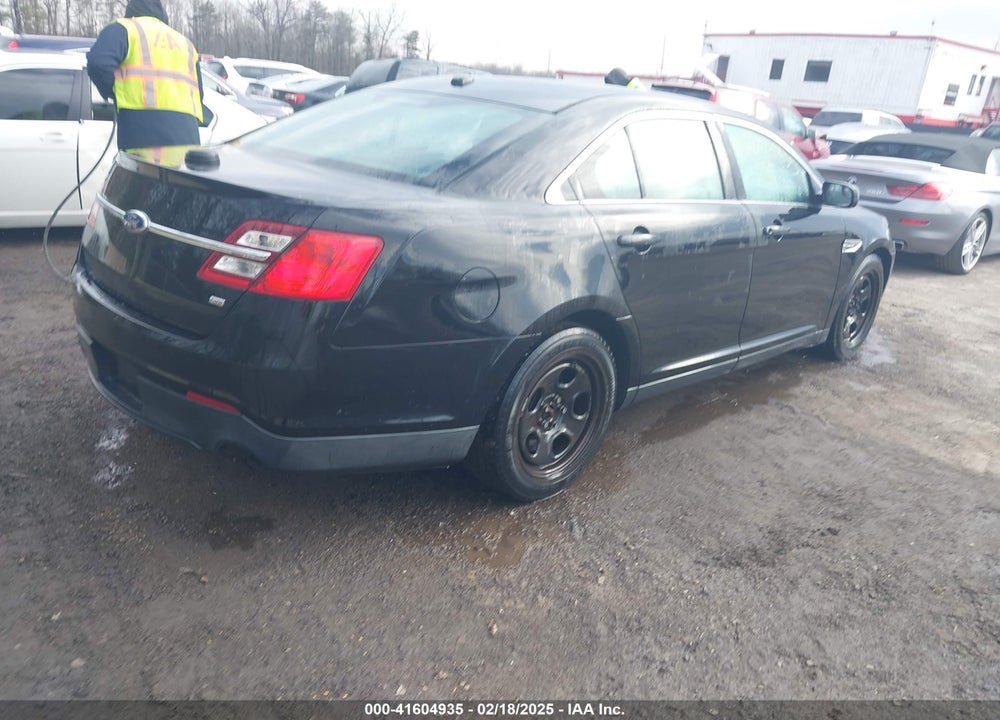 2013 FORD TAURUS VIN: 1FAHP2M84DG123541