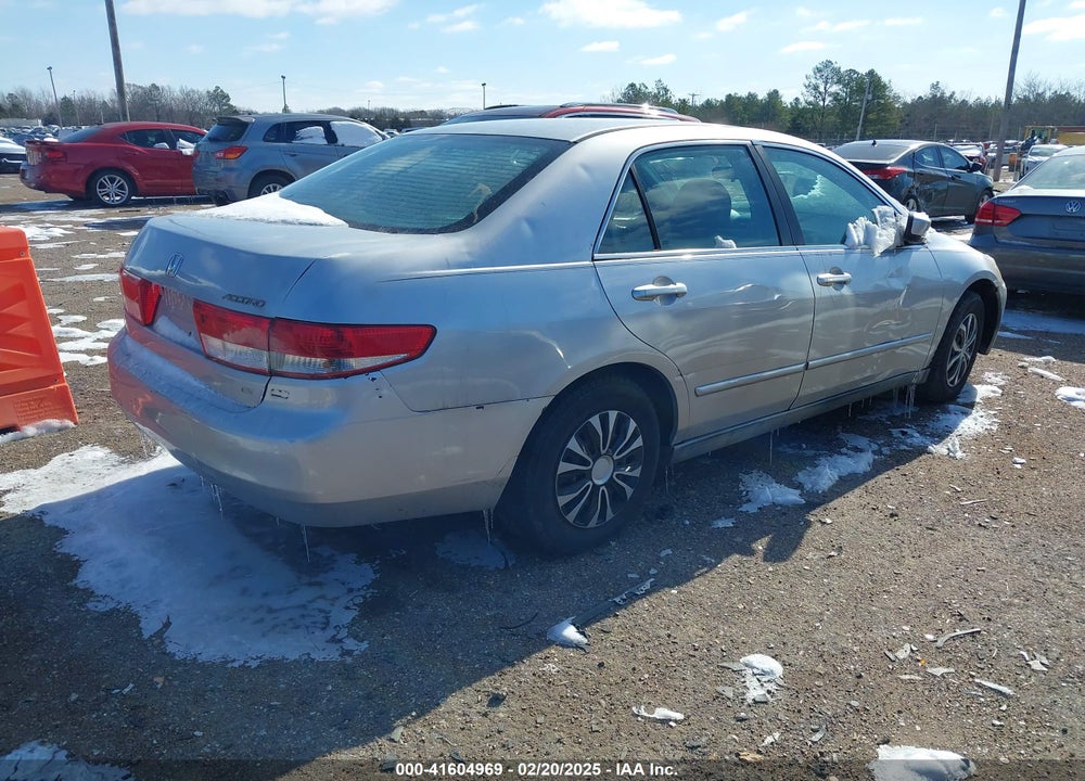 2005 HONDA ACCORD 2.4 LX VIN: 1HGCM56425A159033