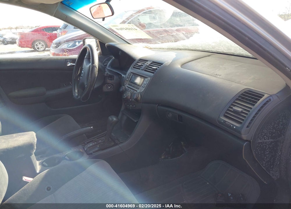2005 HONDA ACCORD 2.4 LX VIN: 1HGCM56425A159033