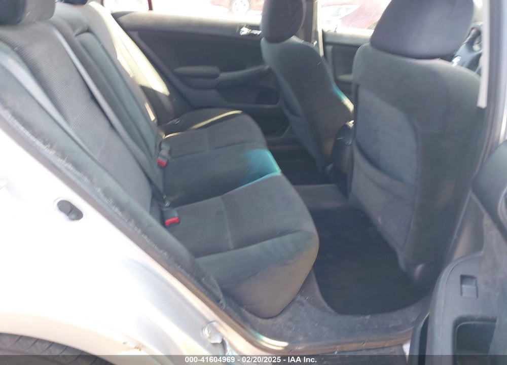 2005 HONDA ACCORD 2.4 LX VIN: 1HGCM56425A159033