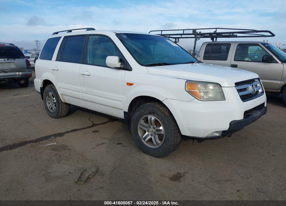 2006 HONDA PILOT EX VIN: 2HKYF18416H528186