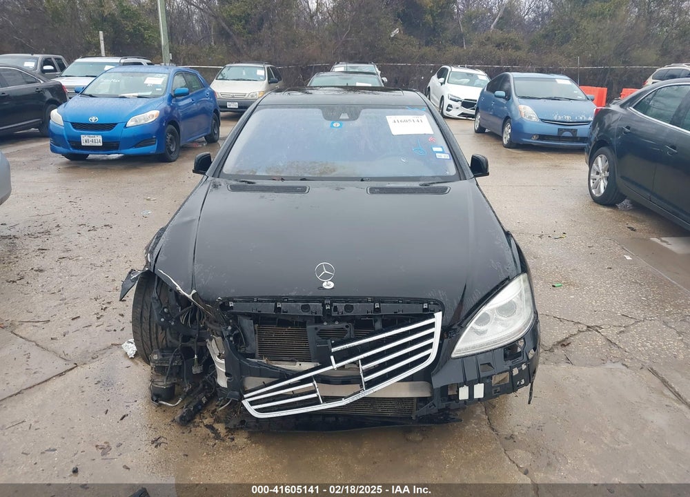 2011 MERCEDES-BENZ S 550 VIN: WDDNG7BB1BA375438