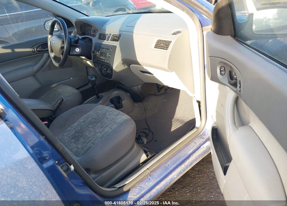 2005 FORD FOCUS ZX4 VIN: 1FAFP34N65W266498