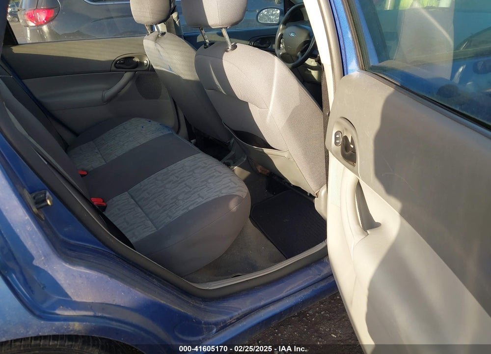 2005 FORD FOCUS ZX4 VIN: 1FAFP34N65W266498