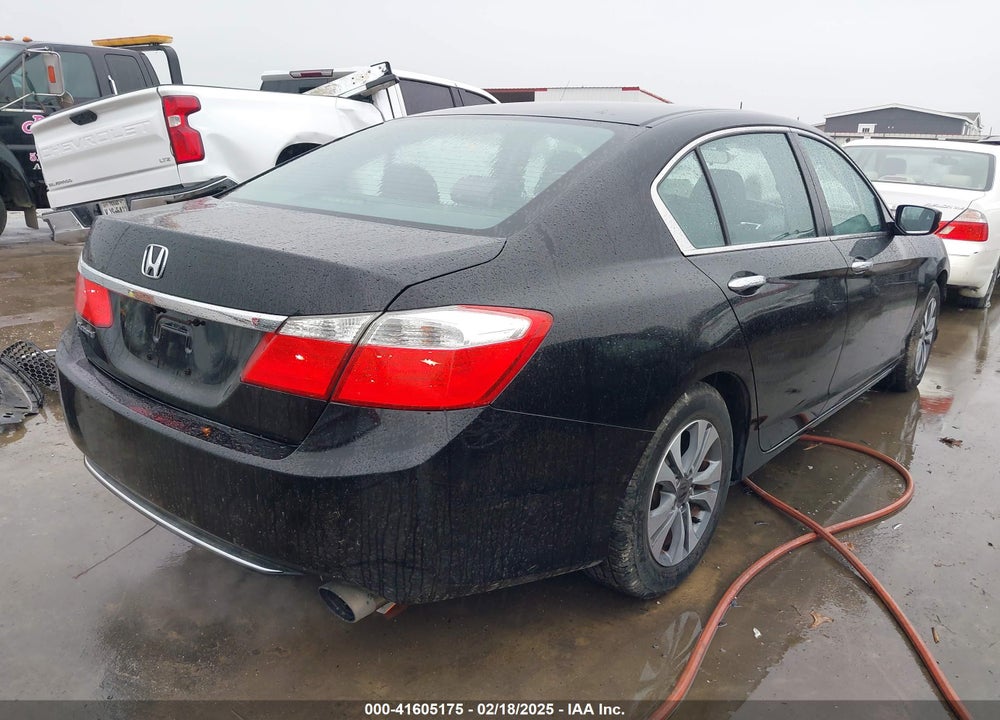 2015 HONDA ACCORD SEDAN VIN: 1HGCR2F32FA249047