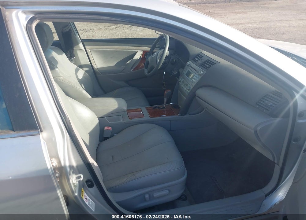 2009 TOYOTA CAMRY VIN: 4T4BE46K49R124015