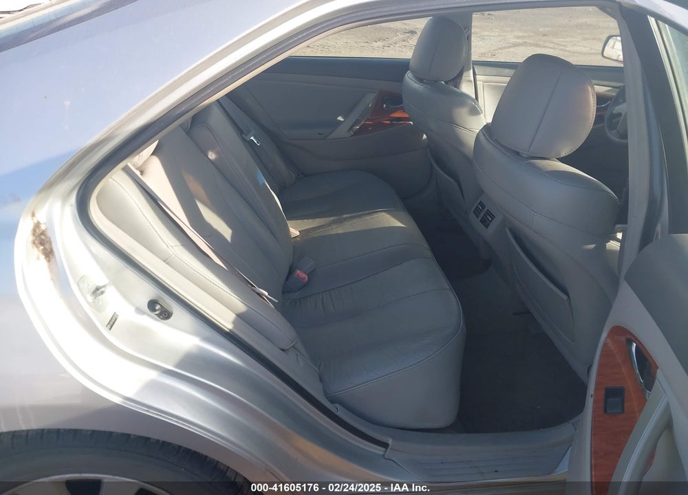 2009 TOYOTA CAMRY VIN: 4T4BE46K49R124015
