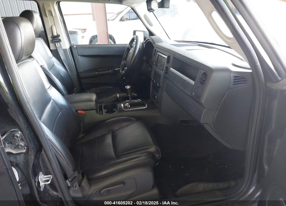 2010 JEEP COMMANDER SPORT VIN: 1J4RG4GT0AC118912