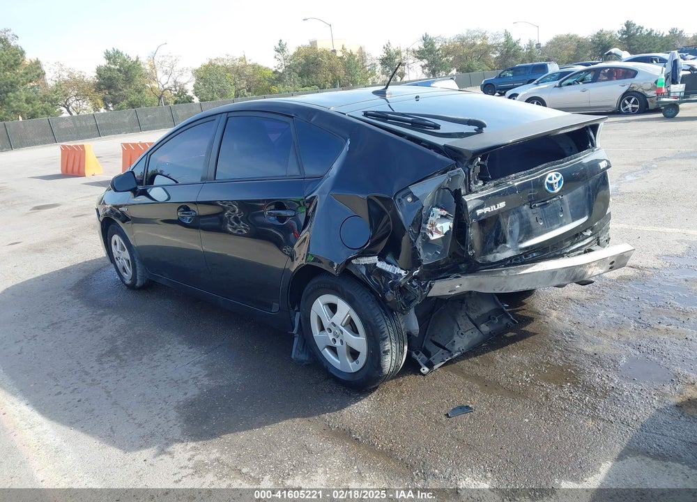 2011 TOYOTA PRIUS TWO VIN: JTDKN3DU9B1362902