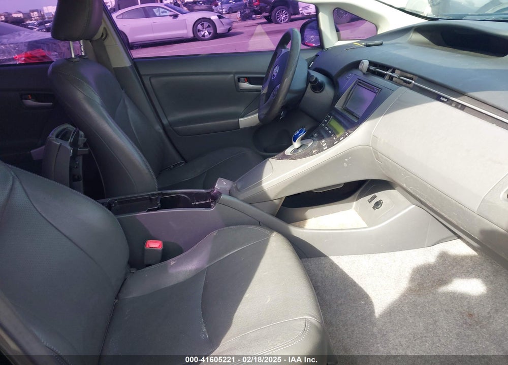 2011 TOYOTA PRIUS TWO VIN: JTDKN3DU9B1362902