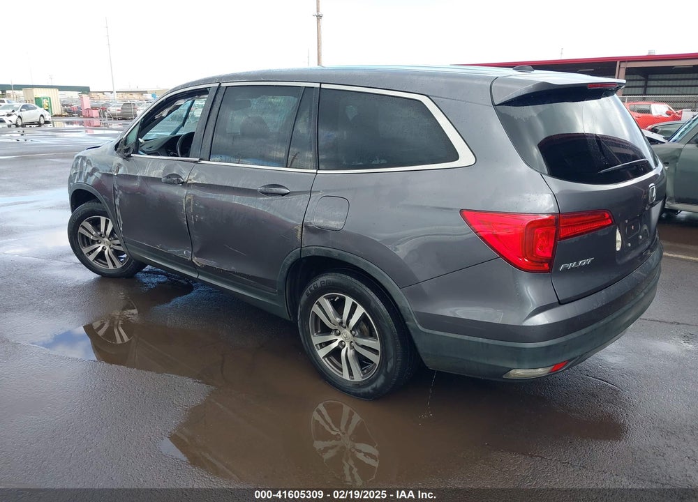 2017 HONDA PILOT VIN: 5FNYF5H51HB026506