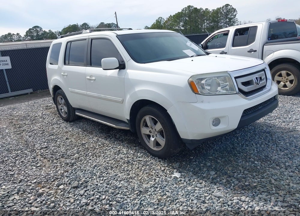 2011 HONDA PILOT EX-L VIN: 5FNYF3H55BB006903