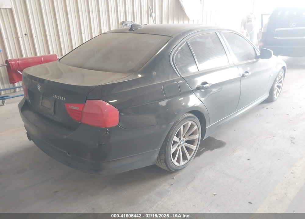 2011 BMW 328I VIN: WBAPH7G59BNM57314