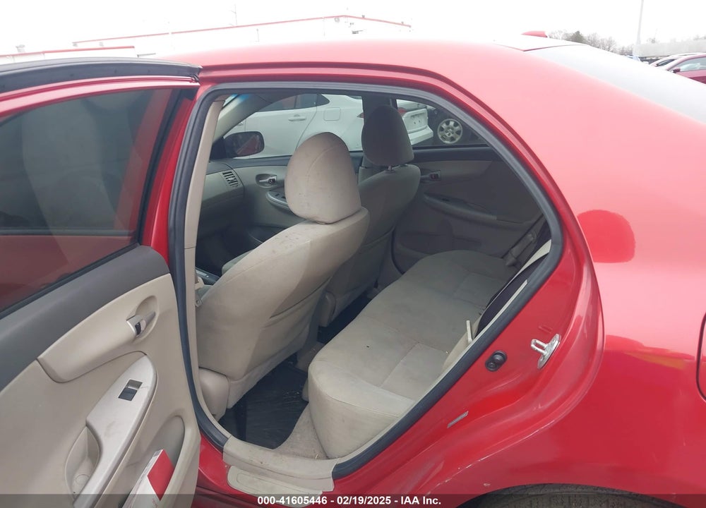 2010 TOYOTA COROLLA LE VIN: 1NXBU4EE5AZ371556