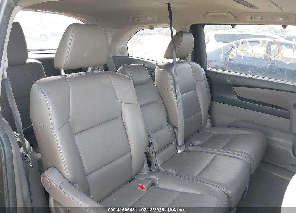 2015 HONDA ODYSSEY VIN: 5FNRL5H96FB024814