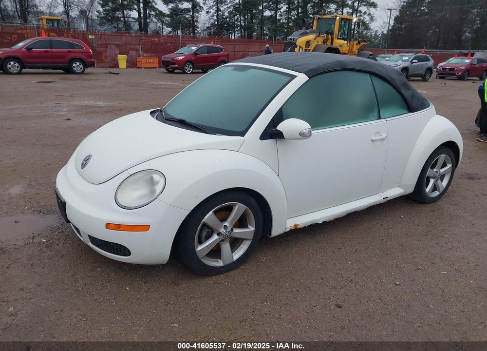 2007 VOLKSWAGEN NEW BEETLE TRIPLE WHITE VIN: 3VWFF31Y97M417135