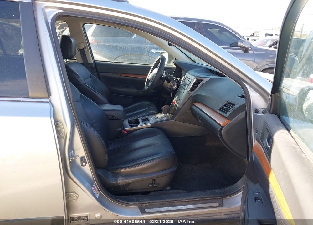 2013 SUBARU OUTBACK 2.5I LIMITED VIN: 4S4BRBKC1D3217056