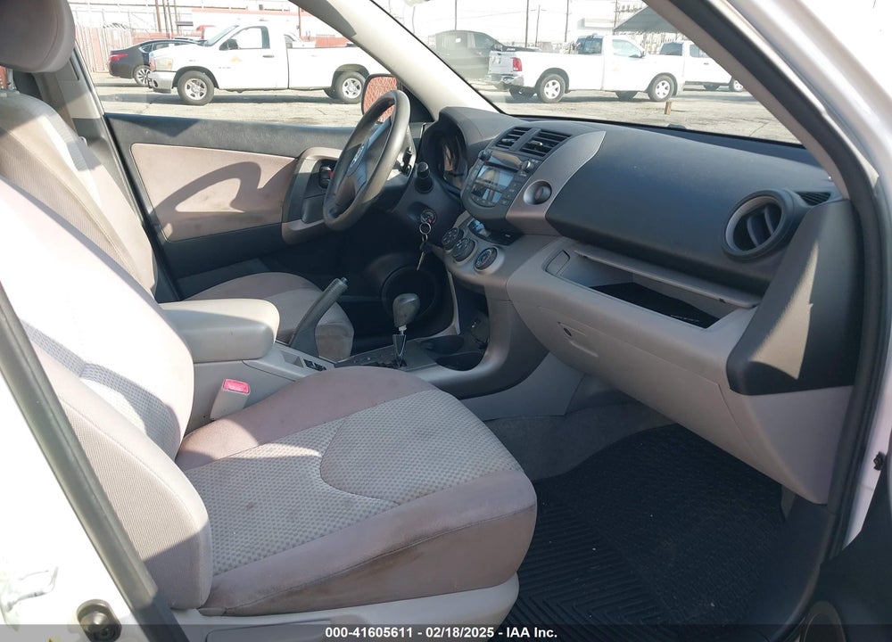 2008 TOYOTA RAV4 VIN: JTMZD35V185113567