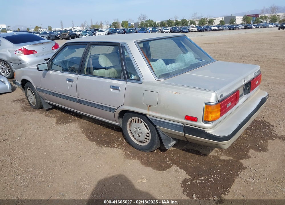 1985 TOYOTA CAMRY LE VIN: JT2SV16E9F0351378