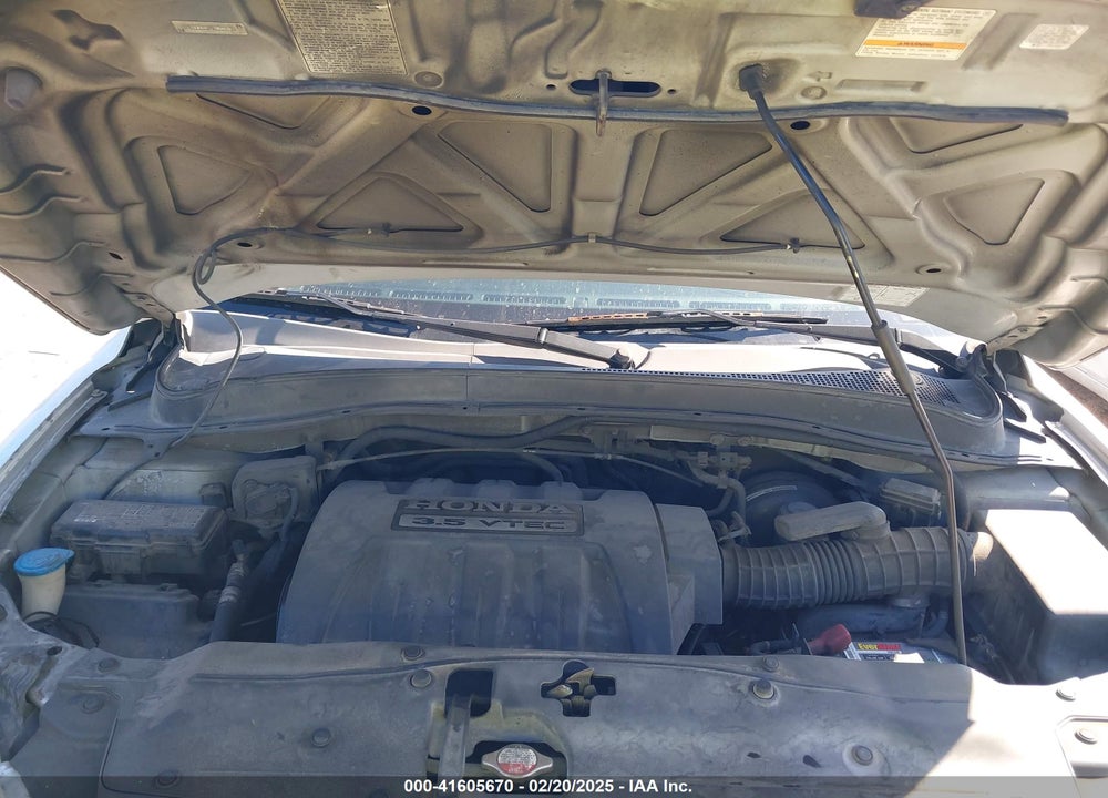 2005 HONDA PILOT VIN: 5FNYF18535B063853