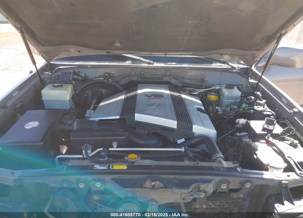2000 LEXUS LX 470 VIN: JT6HT00WXY0079873