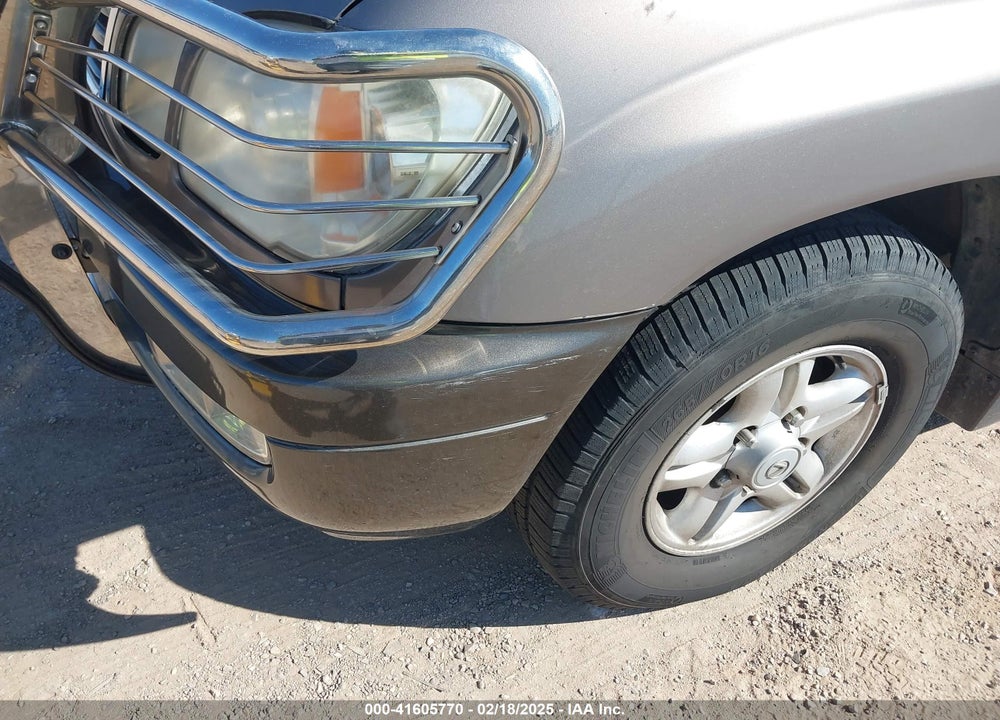2000 LEXUS LX 470 VIN: JT6HT00WXY0079873