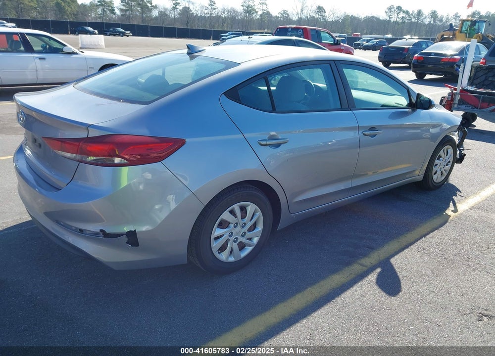 2017 HYUNDAI ELANTRA VIN: 5NPD74LF4HH139566
