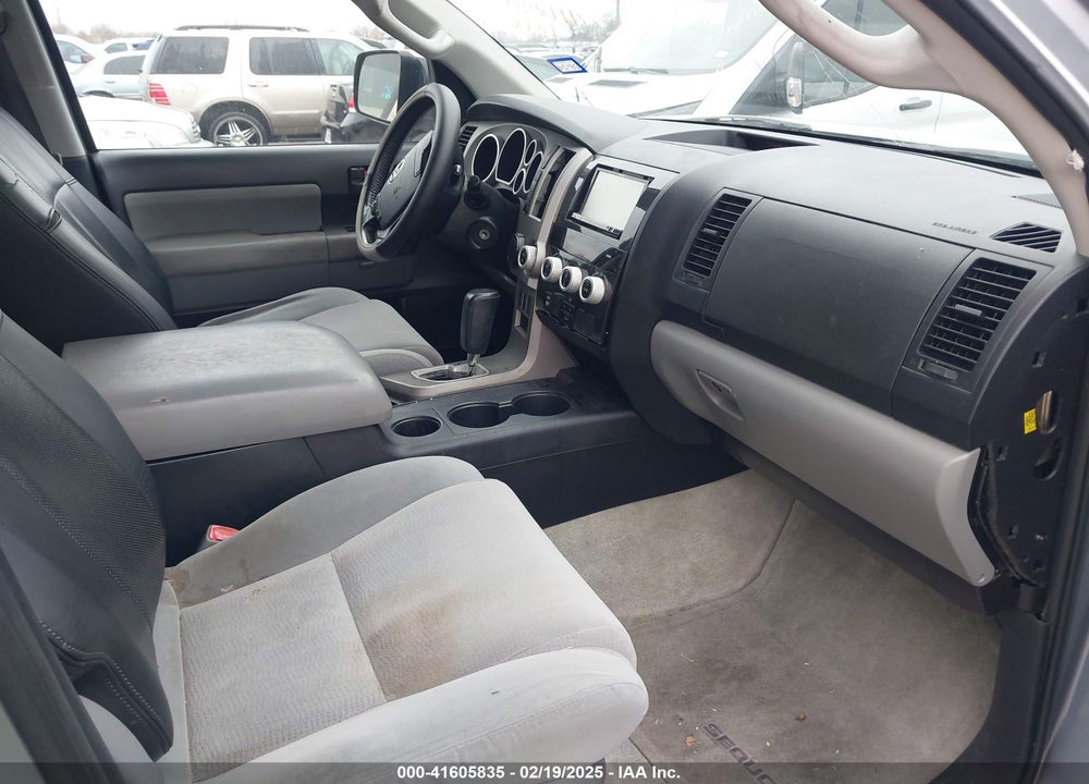 2011 TOYOTA SEQUOIA VIN: 5TDZY5G19BS032635