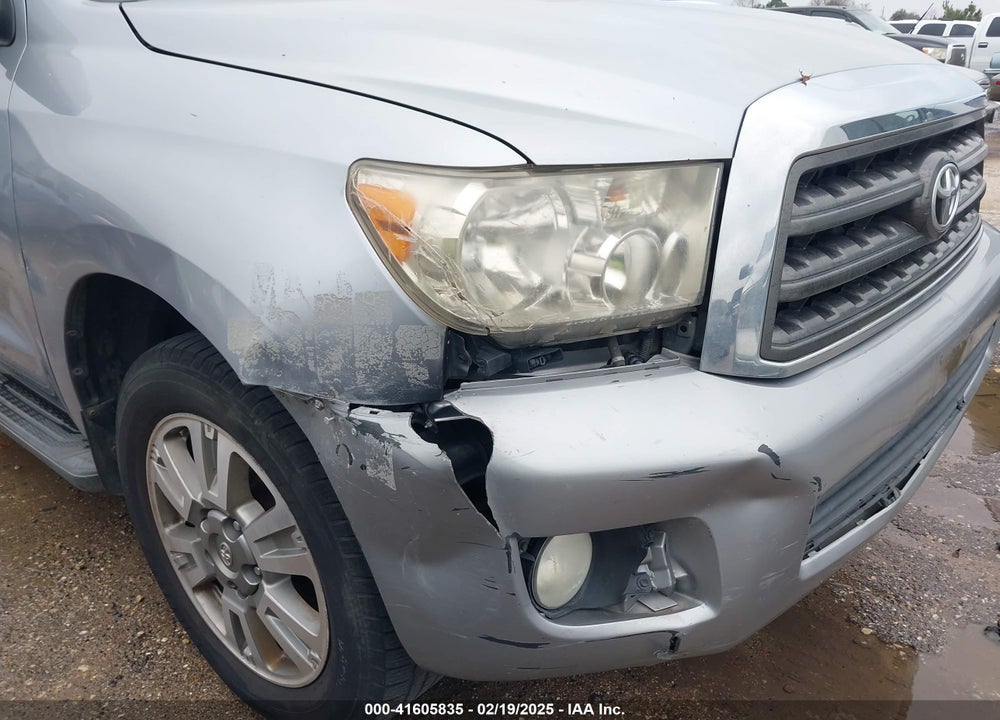 2011 TOYOTA SEQUOIA VIN: 5TDZY5G19BS032635