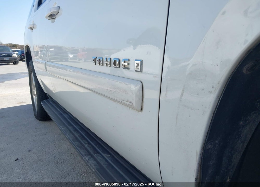 2007 CHEVROLET TAHOE VIN: 1GNFC13027J402178