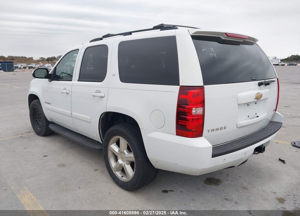 2007 CHEVROLET TAHOE VIN: 1GNFC13027J402178