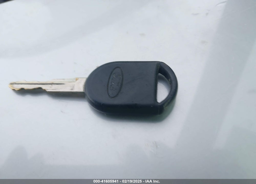 2008 FORD FOCUS SE/SES VIN: 1FAHP35N38W100970