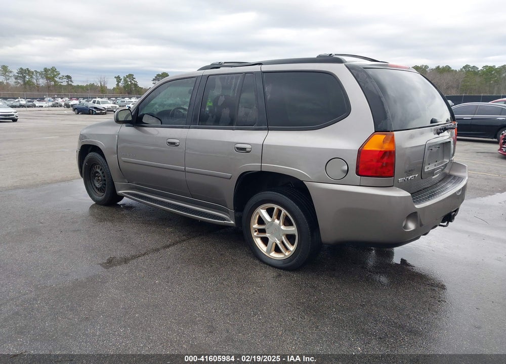 2006 GMC ENVOY DENALI VIN: 1GKET63M262240313