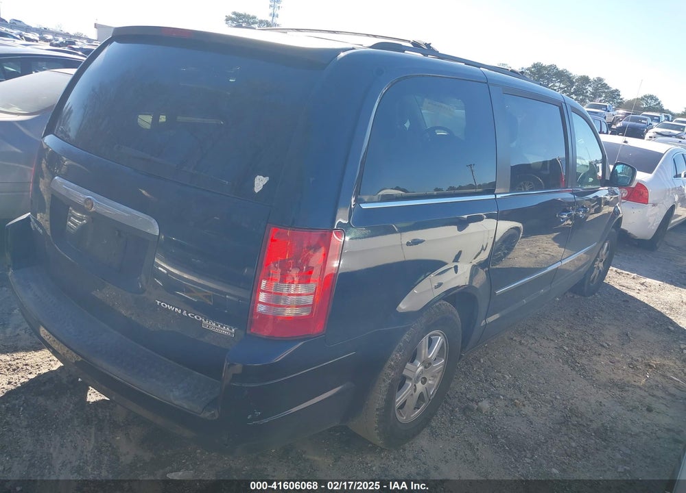 2010 CHRYSLER TOWN & COUNTRY VIN: 2A4RR8DX6AR398142