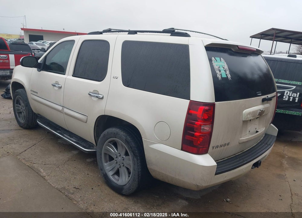 2008 CHEVROLET TAHOE VIN: 1GNFC13058R242249
