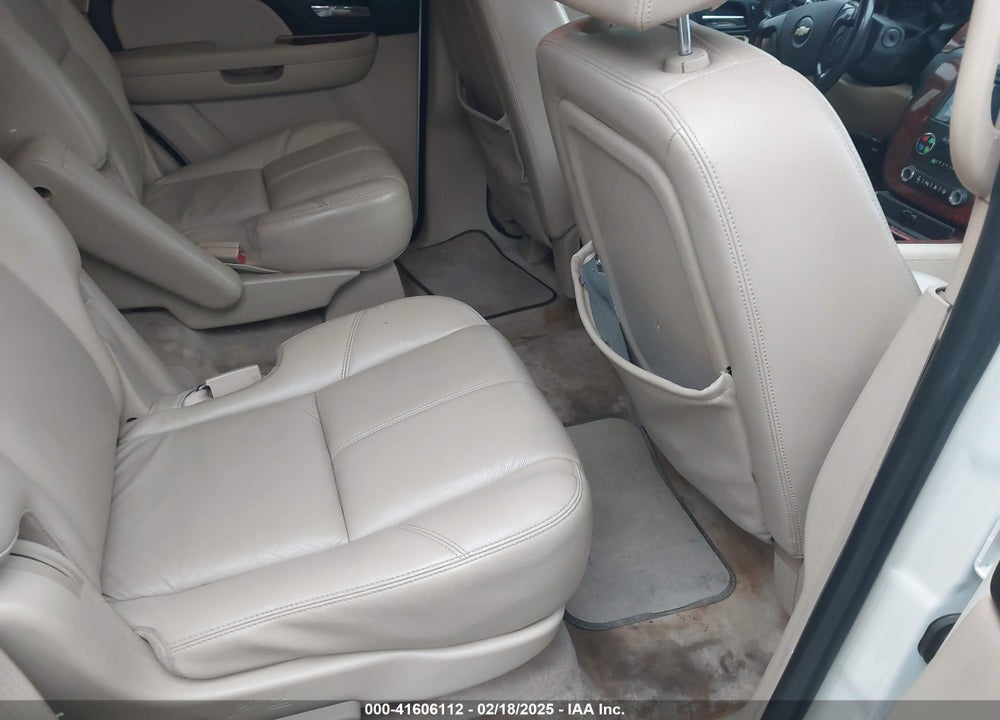 2008 CHEVROLET TAHOE VIN: 1GNFC13058R242249