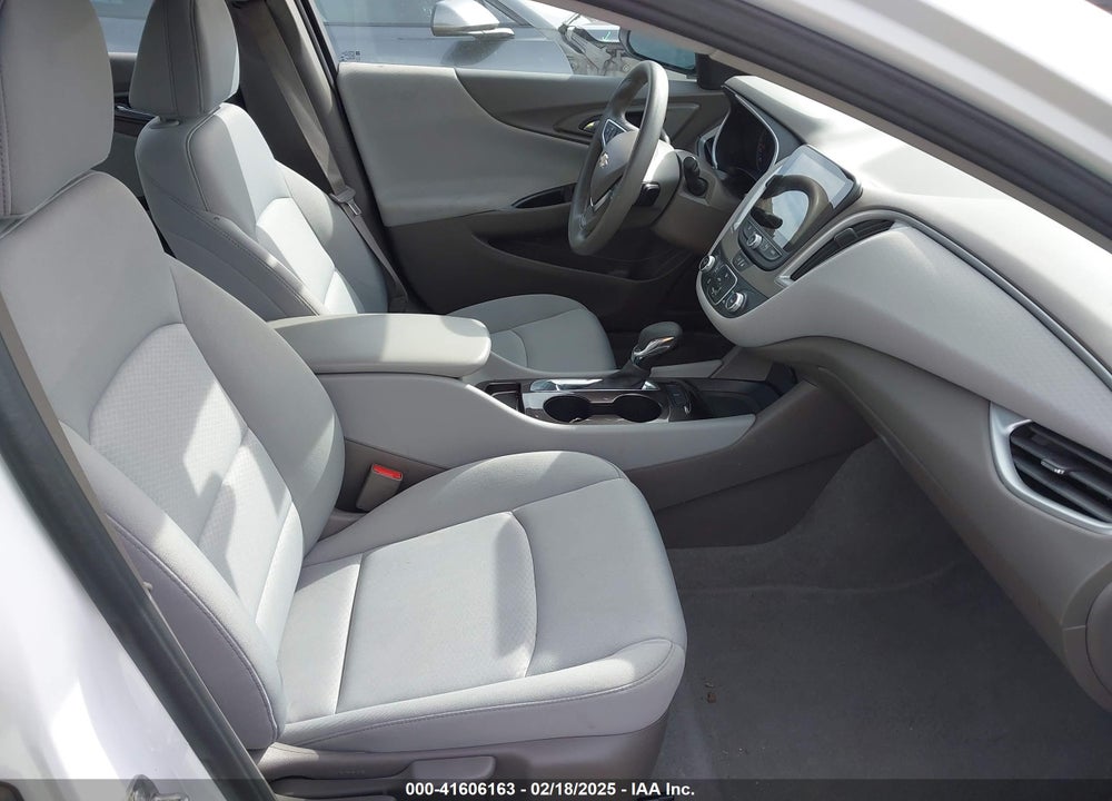2022 CHEVROLET MALIBU VIN: 1G1ZC5ST1NF148707