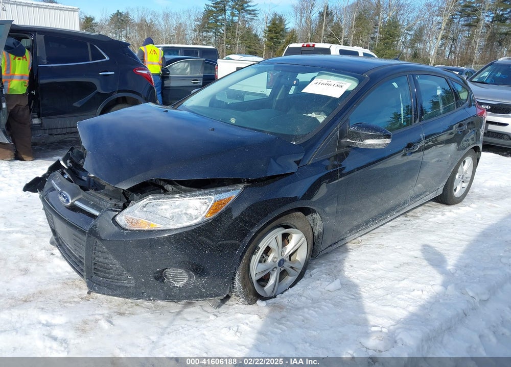 2014 FORD FOCUS VIN: 1FADP3K27EL401702