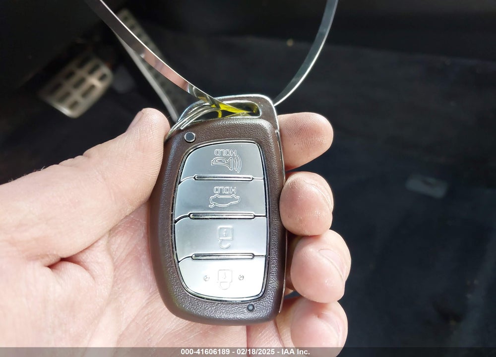 2018 HYUNDAI SONATA VIN: 5NPE34AF7JH715126