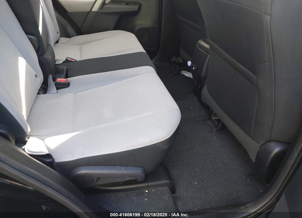 2017 TOYOTA RAV4 XLE VIN: 2T3WFREV1HW335616