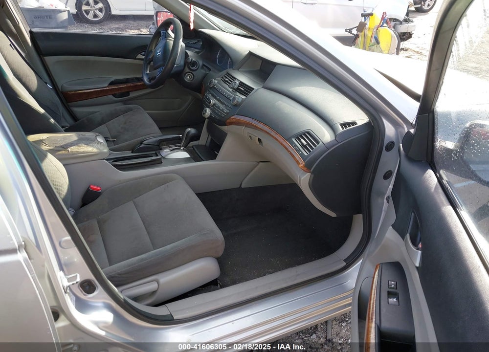 2011 HONDA ACCORD VIN: 1HGCP2F78BA101309