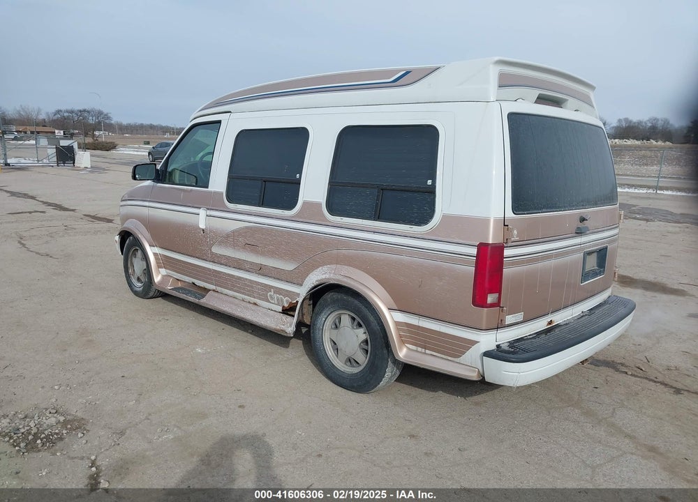 1997 CHEVROLET ASTRO UPFITTER PKG. VIN: 1GBEL19W0VB160650