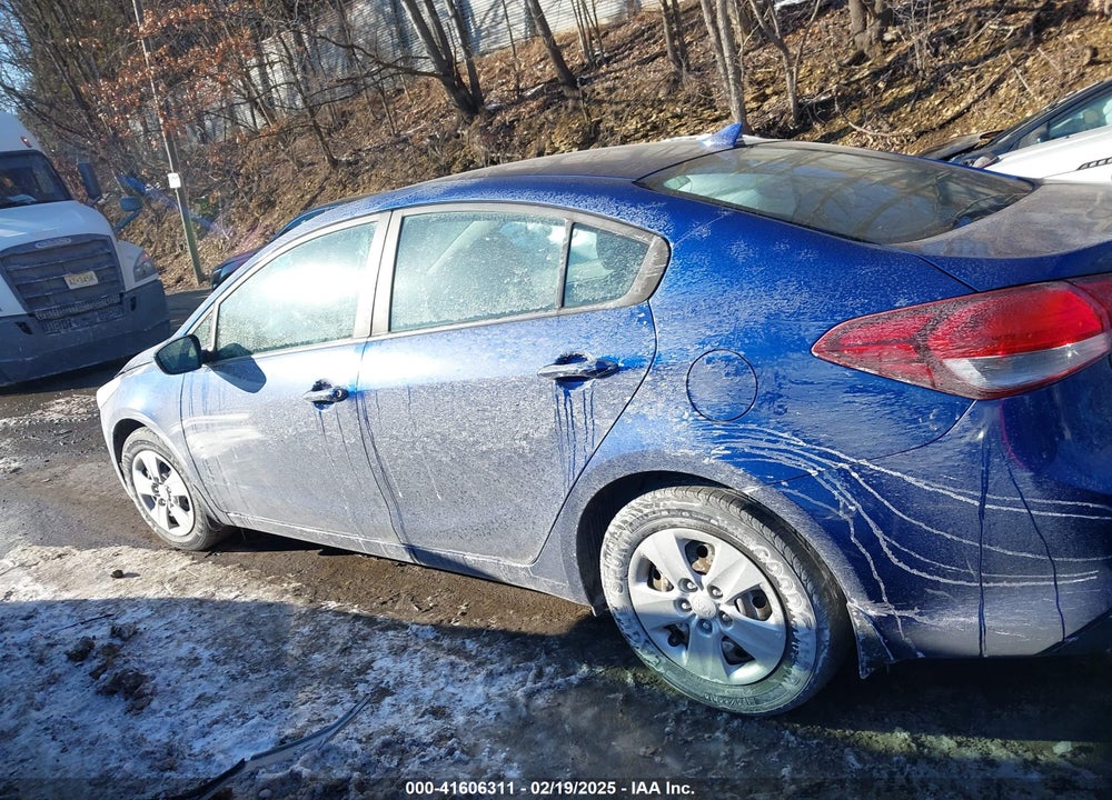 2018 KIA FORTE VIN: 3KPFK4A70JE214129
