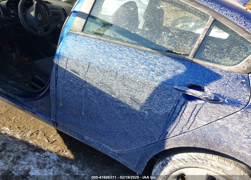 2018 KIA FORTE VIN: 3KPFK4A70JE214129